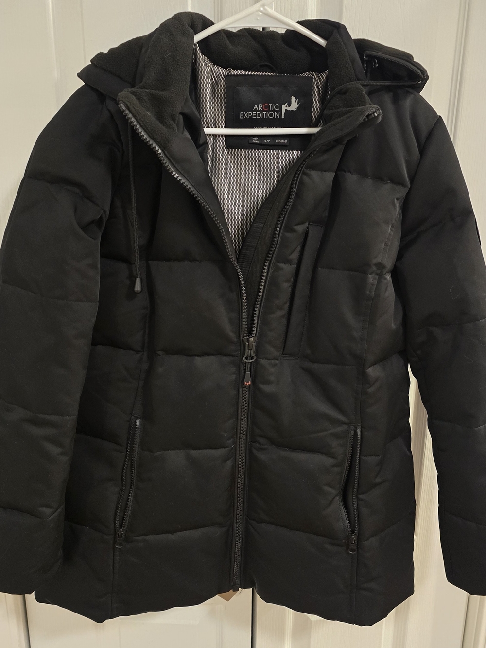 Arctic Expedition Women's Black Quilted Puffer Coat with Hood